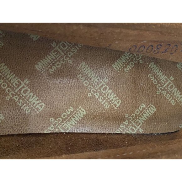 Minnetonka Women's Leather Moccasin W/ Thunderbird Beading Shoes Flats Sz 6 NWOB - Picture 8 of 16